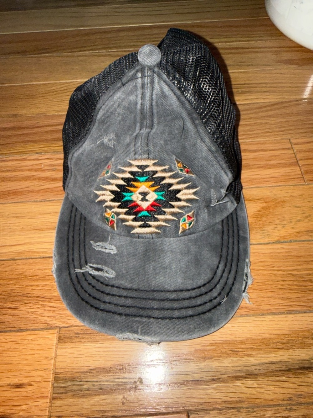 CC Boutique Ponytail Hat Western Rustic Baseball Cap NWOT Messy Bun Hat